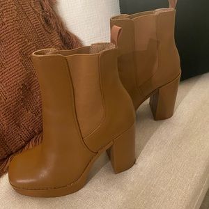 Steve Madden Platform Boots